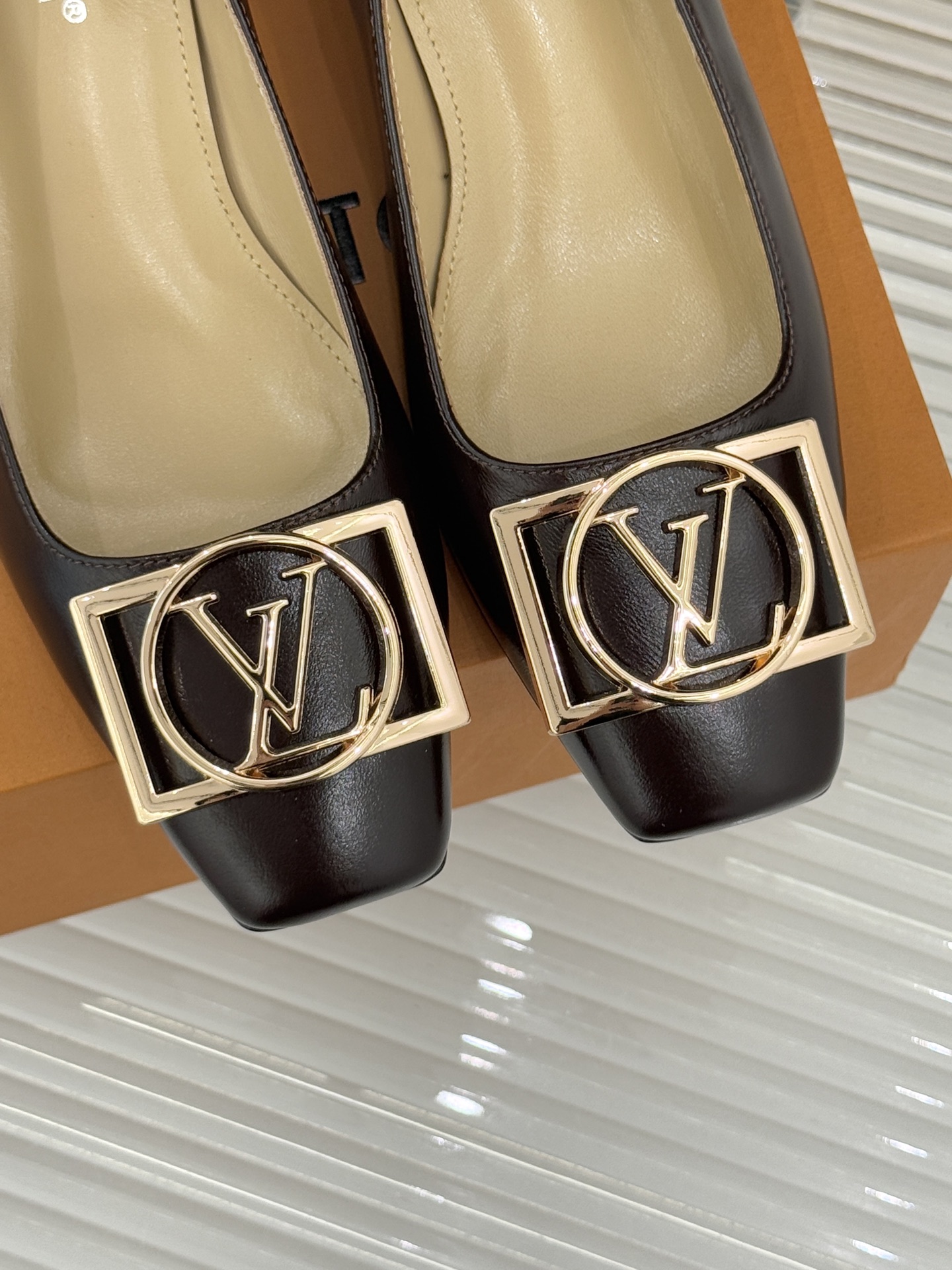 Women's high heels